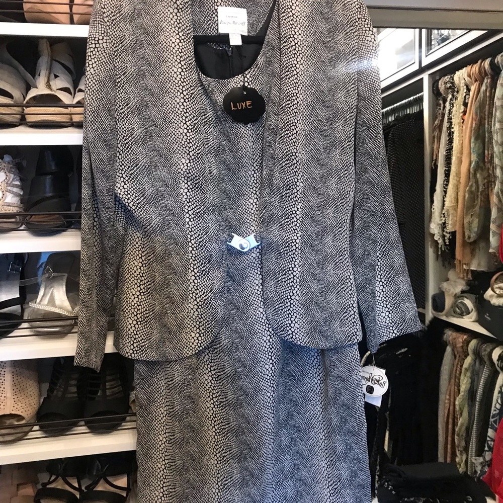 Dress Suit